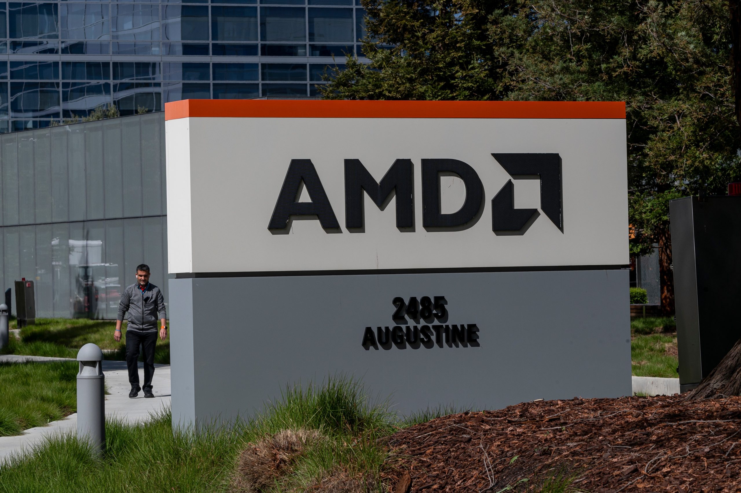 AMD quer fornecer chips para supercomputador de IA do Brasil