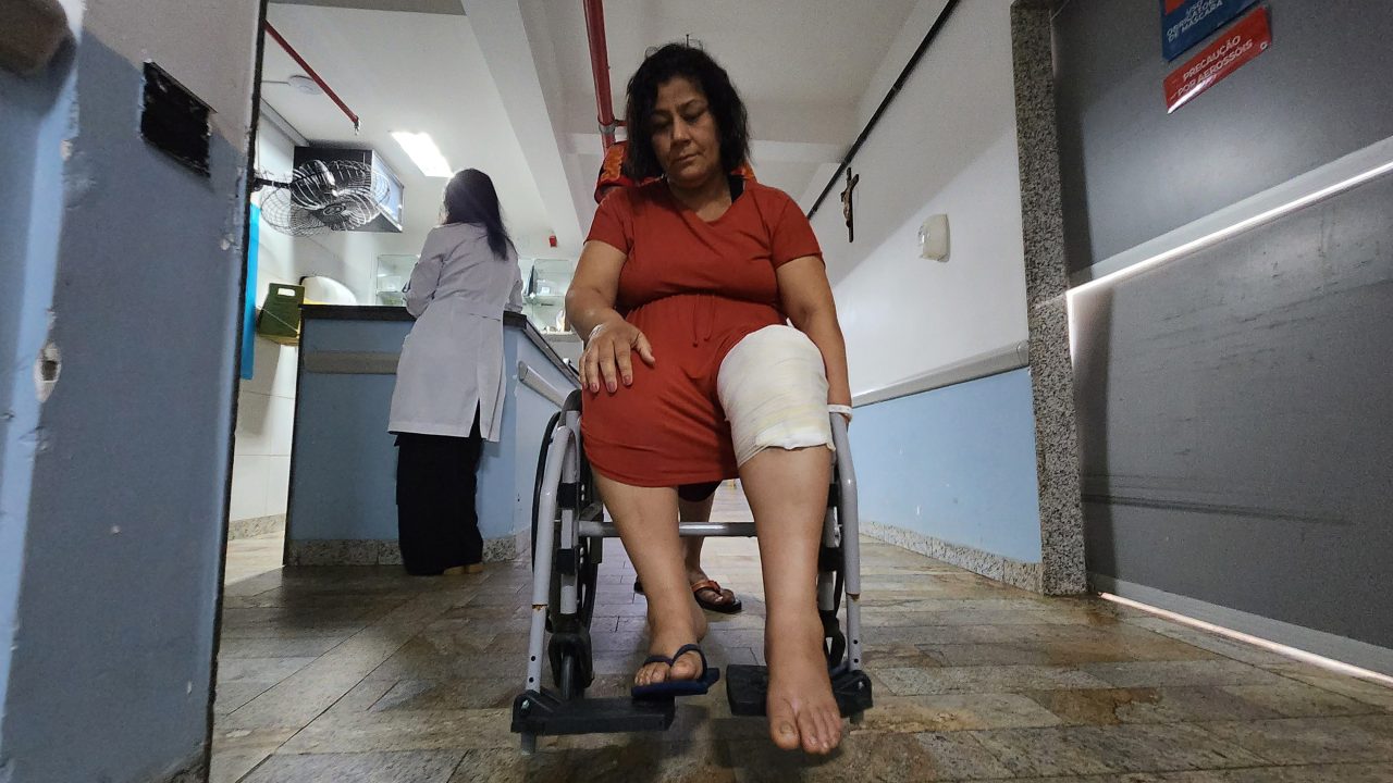 Acidentes de moto pressionam hospital no Noroeste Fluminense, com mais demanda por cirurgias, leitos e bancos de sangue