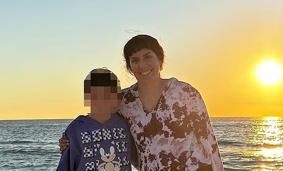 Adolescente de 14 anos recebe indenização recorde de R$ 350 milhões após morte da mãe em acidente nos EUA