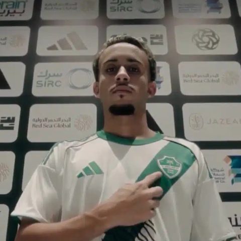 Al-Ahli recusa propostas por Matheus Gonçalves e esfria investidas de Botafogo e Vasco