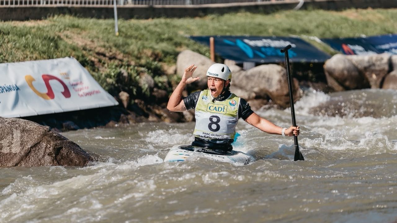 Ana Sátila é campeã do C1 na Copa do Mundo de canoagem slalom na Espanha