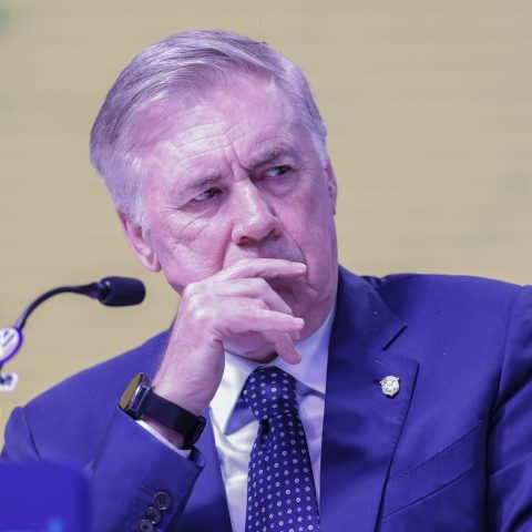 Ancelotti amplia buscas e 'garimpa' atrás de opções para carências da seleção, mas segue com a maior delas; análise