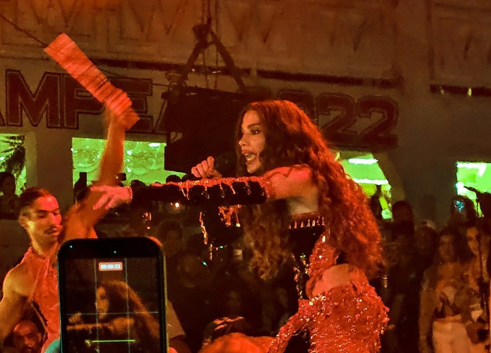 Anitta é derrotada na final do samba enredo da Grande Rio: 'O que ganhar, eu desfilo'