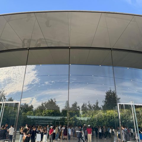 Apple lança hoje iPhone 18 e versão dobrável; acompanhe em tempo real