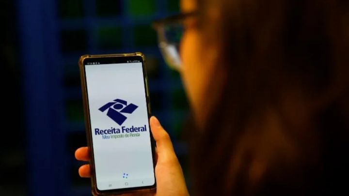 Arrecadação federal soma R$ 235,6 bilhões em agosto, novo recorde para o mês
