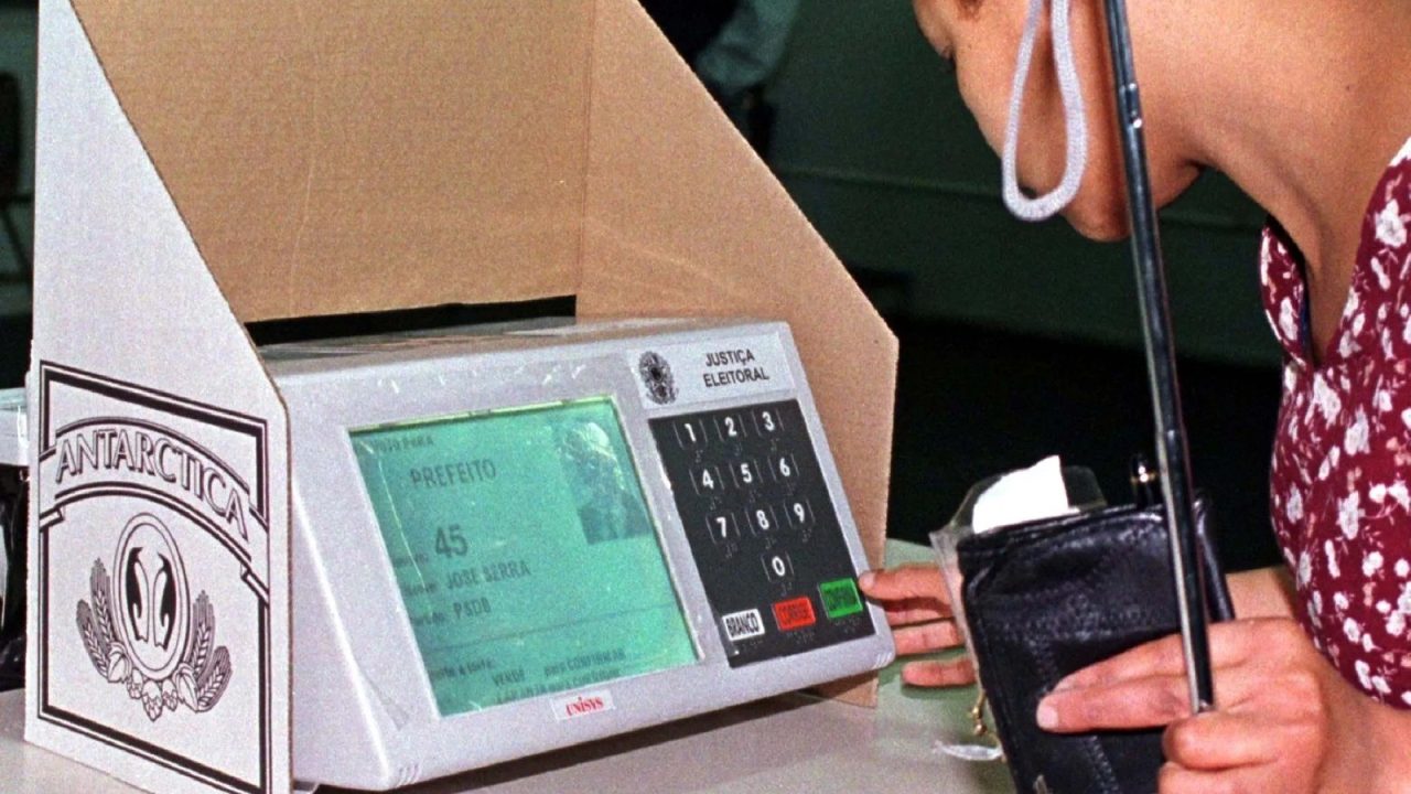 As novas pesquisas do Datafolha para os governos e Senado de SP, RJ, Pernambuco, DF, Minas Gerais