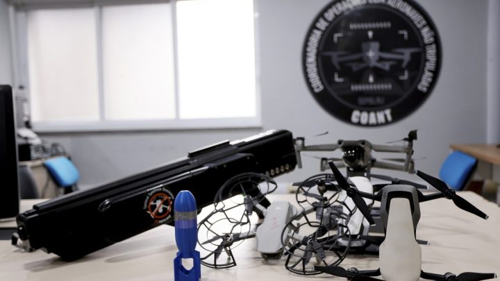 Ataque aéreo: drones que lançam bombas mudam padrão dos confrontos do crime organizado no Rio