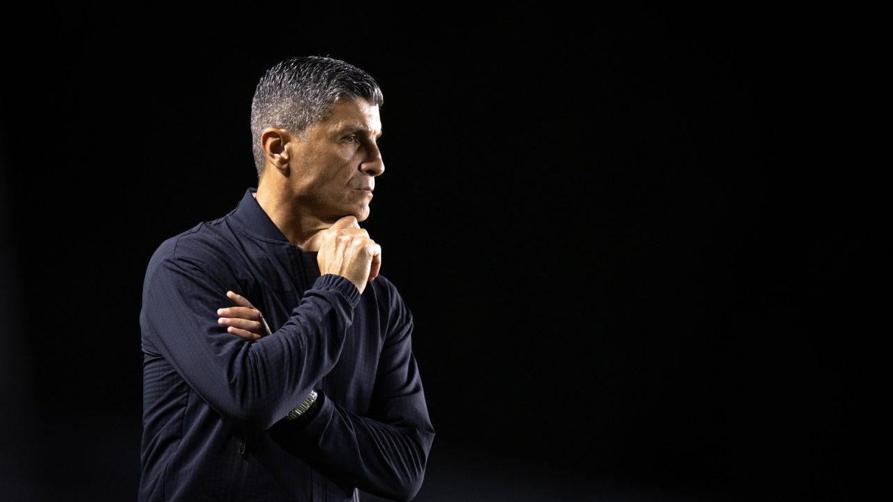 Até aqui, Pedro Emanuel é o grande acerto de mercado do Vasco nesta reconstrução na temporada