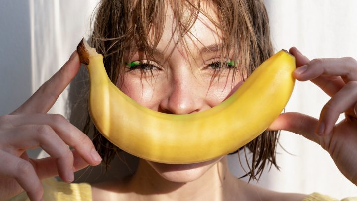 Banana no perfume? Entenda por que a fruta virou aposta entre as fragrâncias