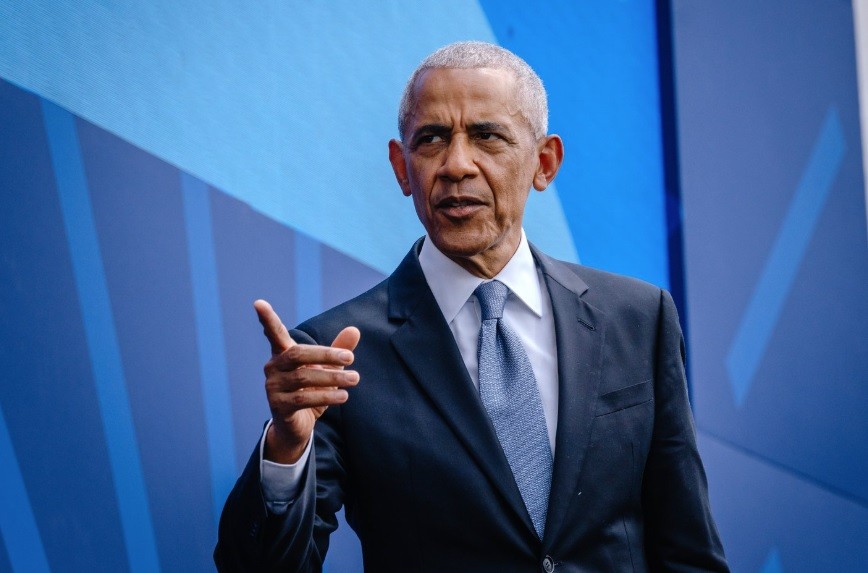 Barack Obama pede que democratas coloquem a supervisão da IA no centro de sua agenda