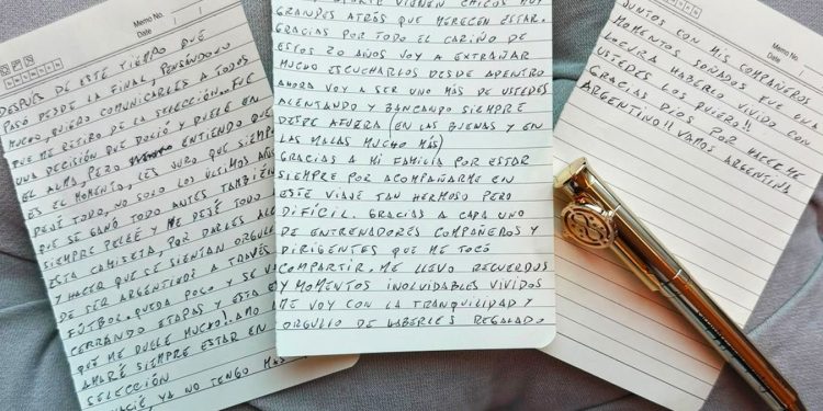Caneta que aparece na despedida de Messi da seleção argentina remete à conquista da Copa do Mundo de 2022; entenda
