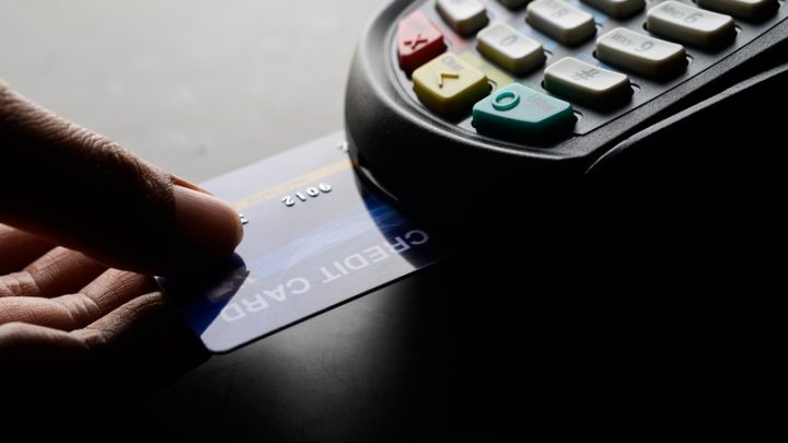 Chargeback ganha papel estratégico contra fraudes online
