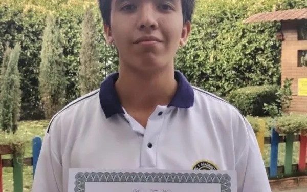 Colombiano de 14 anos cria projeto para que pessoas surdas possam ouvir o canto dos pássaros