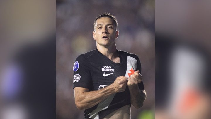 Com gols de Bruno Duarte e David, Vasco vence o Santa Fe e avança à semifinal da Copa Sul-Americana