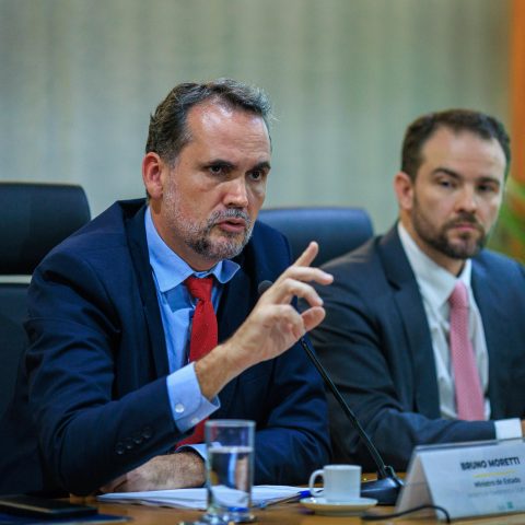 Custo de subsídios a combustíveis já chega a R$ 37,5 bilhões; governo diz que alta do petróleo compensa desoneração