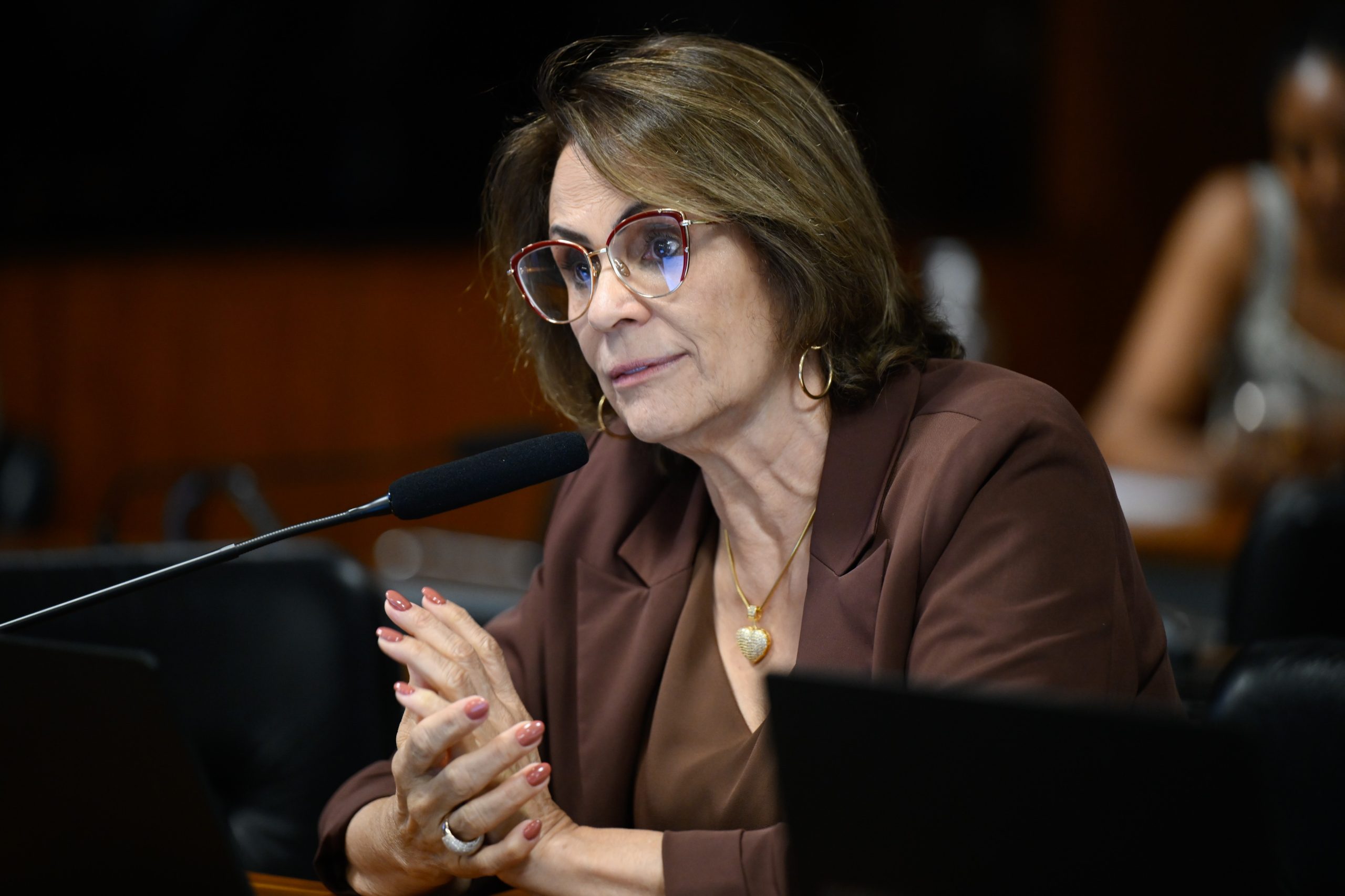 Damares vai protocolar novo pedido de impeachment de Moraes hoje à tarde