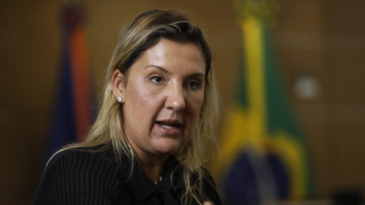 Daniella Marques promete revogar mais de mil normas e reverter impostos criados ou elevados por Haddad