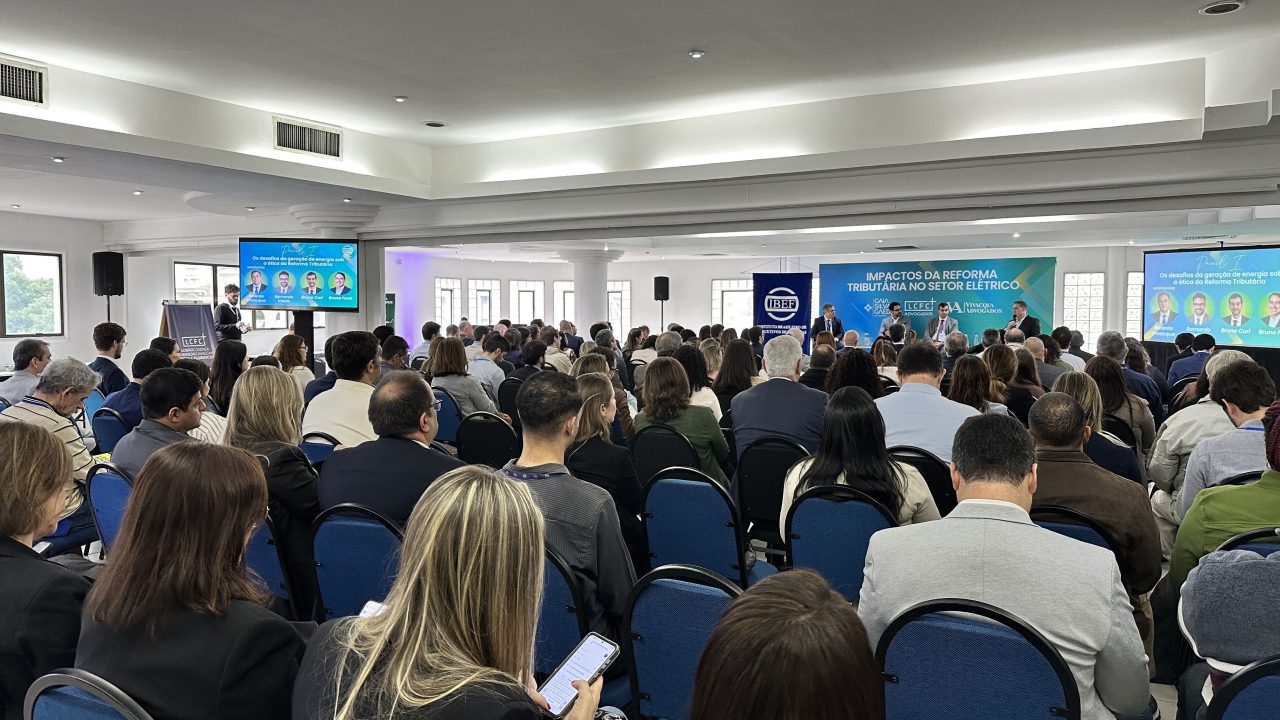 Debate avalia efeitos da Reforma Tributária no setor energia