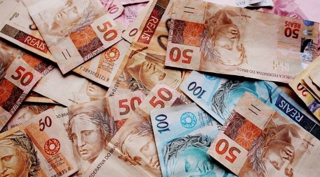 Empregadores domésticos podem ter valores a receber do chamado FGTS compensatório. Entenda