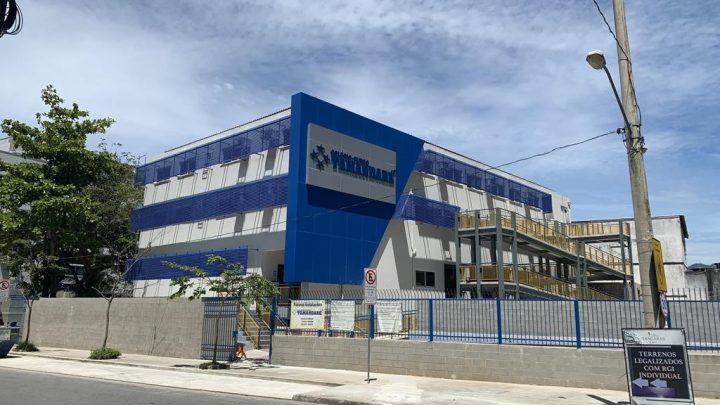 Escola diz que alunos que passaram por exame em feira cultural devem procurar hospital