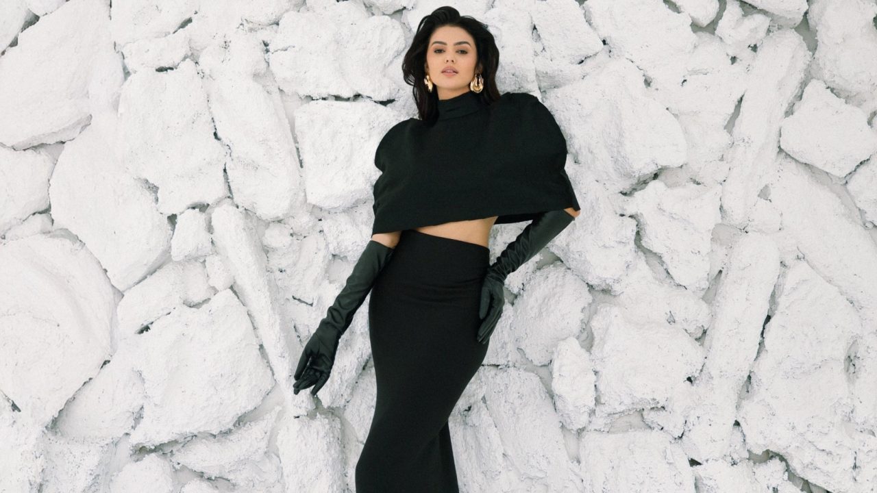 Eslovênia Marques volta a Paris para Fashion Week e revela como a cidade influencia seu estilo