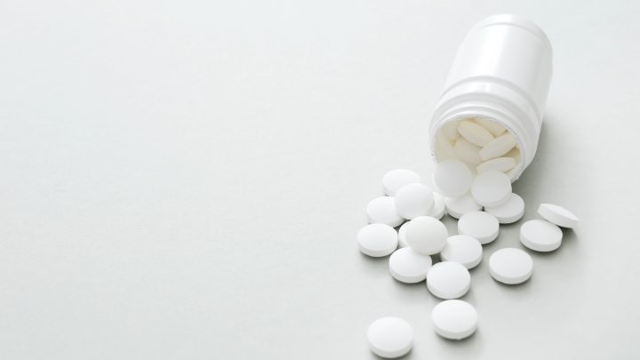 Estudo aponta que anticonvulsivante usado contra epilepsia pode ajudar a frear tumor cerebral em crianças