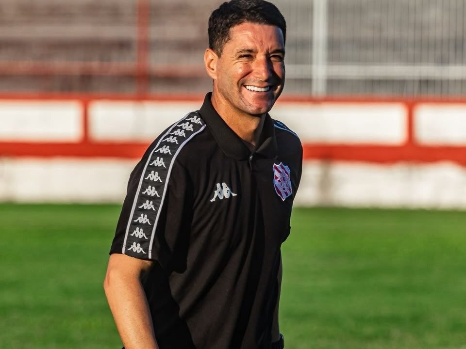 Ex-Flamengo e Fluminense, Thiago Neves deixa o sub-20 do Bangu: 'Focar em outros projetos profissionais'