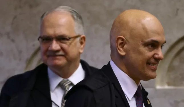 Fachin parece não ter força para impedir que pizza preparada por Moraes vá ao forno