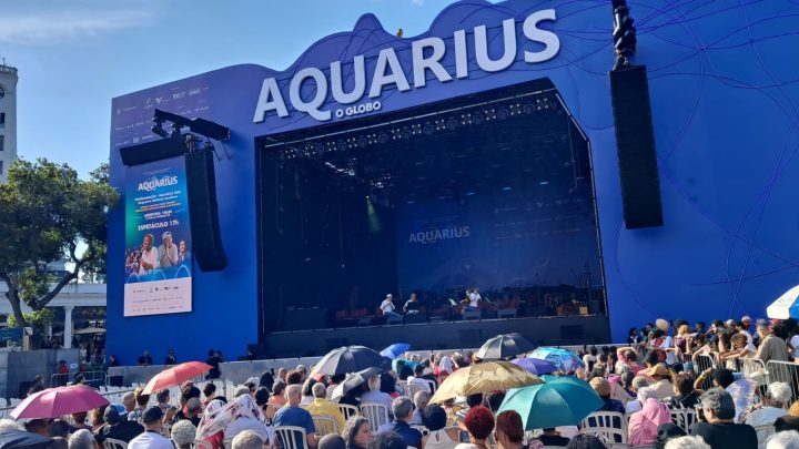 Fila e expectativa: público chega cedo para show de Emicida e Leci com orquestra