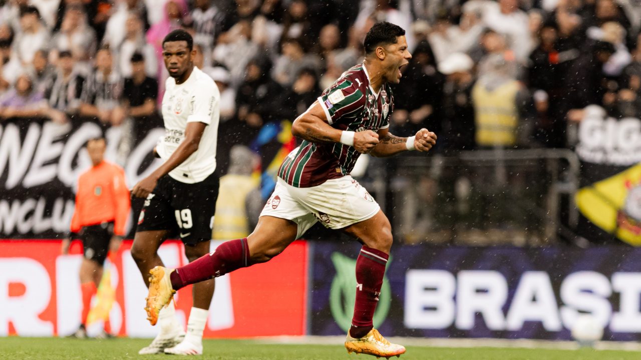 Fluminense joga bem no primeiro tempo, sofre empate, mas Hulk garante vitória sobre o Corinthians no Brasileirão