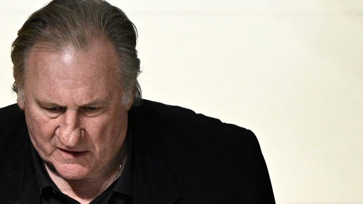 Gérard Depardieu recorre contra decisão que o leva a julgamento por denúncia de estupro