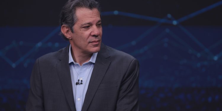 Haddad diz que não há 'amigos e inimigos' no caso Master e defende apuração sobre envolvimento de Vorcaro com o Supremo