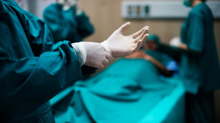 HoLEP pode reduzir sangramento e necessidade de reoperação