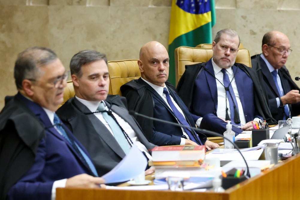 Imprensa internacional vê 'luta feroz' entre ministros do STF e destaca proximidade de julgamento com eleições