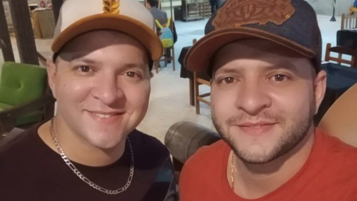 Irmãos gêmeos de grupo de forró 'Trio Zero Bala' ficam em estado grave após atropelamento no Rio; um deles perdeu a perna