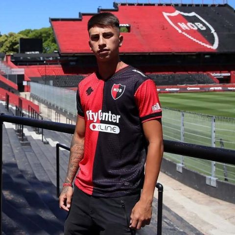 Jogador do Newell's Old Boys é detido por posse de arma na Argentina