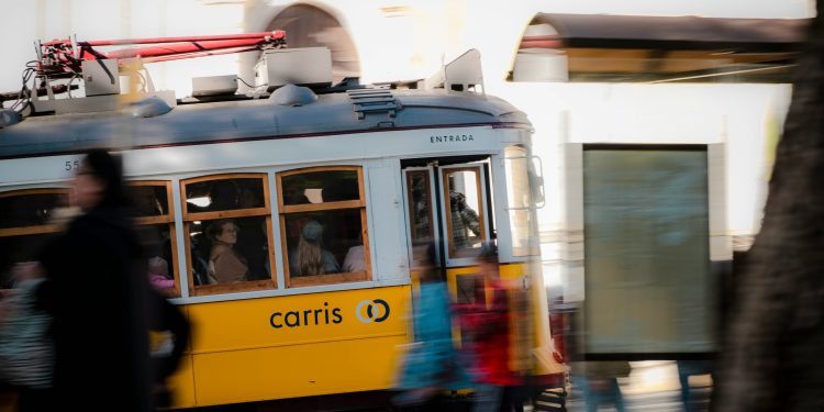 Ladrões de relógios de luxo do Brasil repetem roubos em Portugal