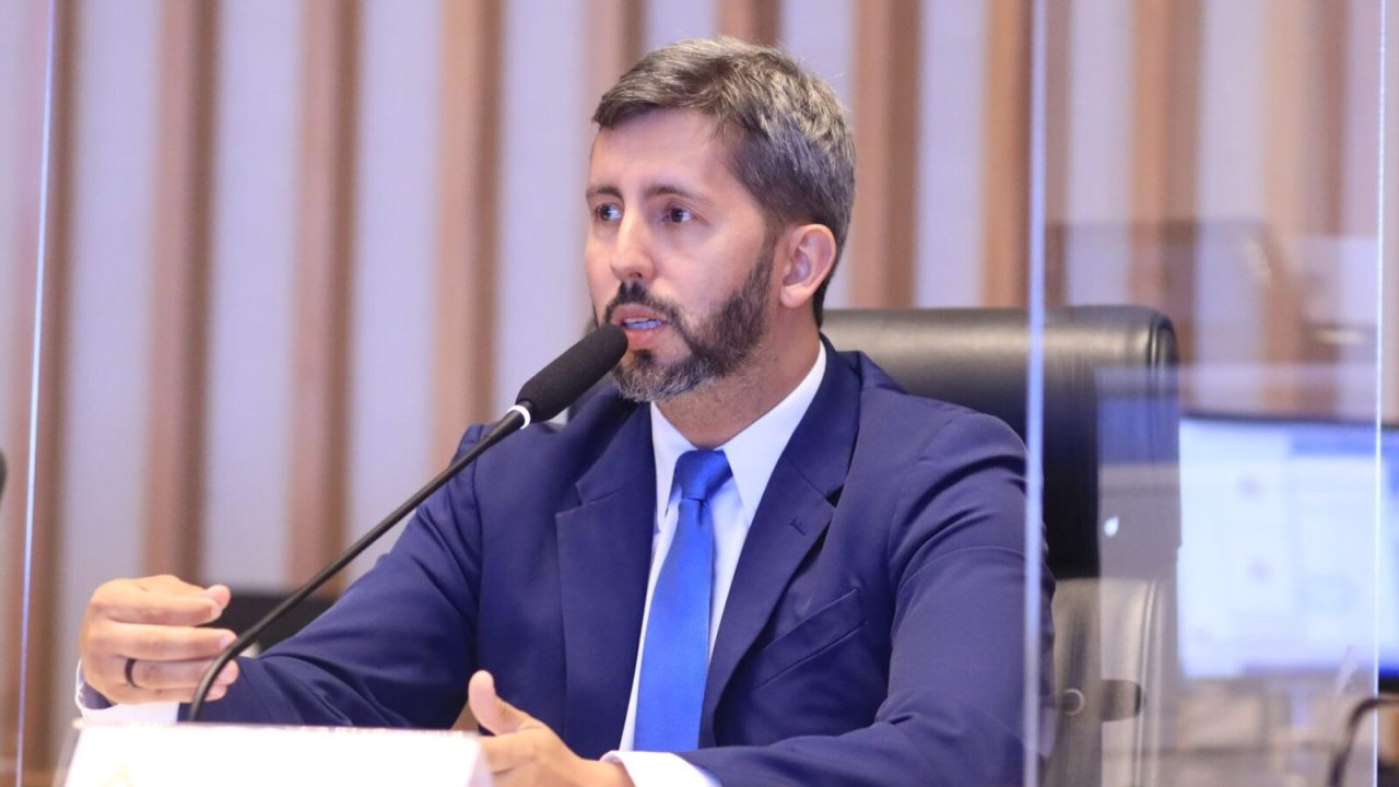 Leandro Grass (PT) abre série de sabatinas do GLOBO, Valor e CBN com candidatos ao governo do DF nesta terça-feira