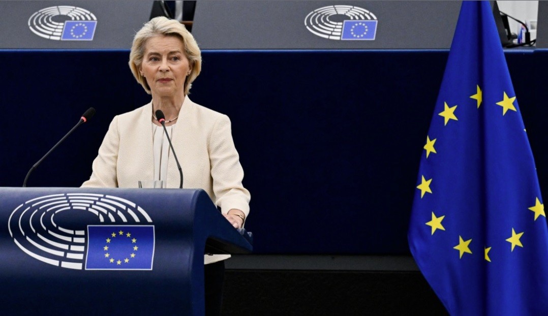 Lei de IA da União Europeia pode moldar esforços para regulamentar o setor, diz Ursula von der Leyen