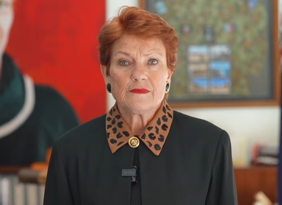 Líder da extrema direita australiana se retrata após chamar indígenas de 'primitivos'