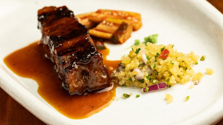 Língua de boi e de porco viram tendência em restaurantes de SP; veja a razão (e os ótimos nutrientes desses miúdos)