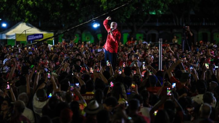 Lula ataca Celina Leão no DF e diz que não vai dar dinheiro ao BRB: 'Quem quebrou foi a ligação do Vorcaro com Ibaneis'