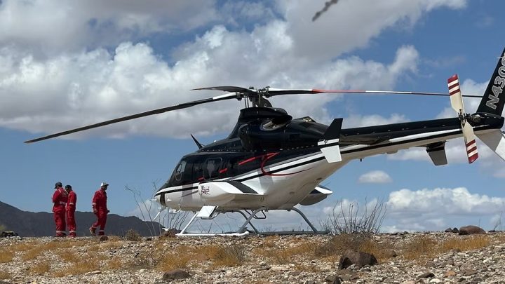 Modelo de helicóptero que desapareceu com cantor Rick e coach de famosos é de 2001 e tem capacidade para sete passageiros