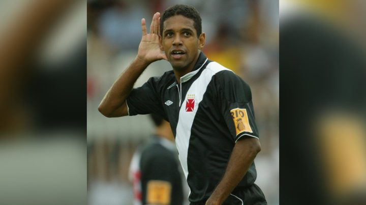 Morre Henrique, ex-jogador campeão da Libertadores pelo Vasco, aos 49 anos