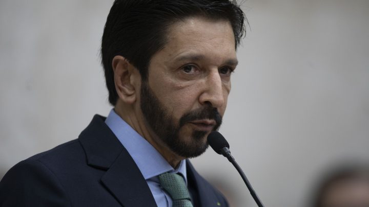 Nunes defende contrato de Wi-Fi em meio a investigação sobre recursos ligados a Dark Horse
