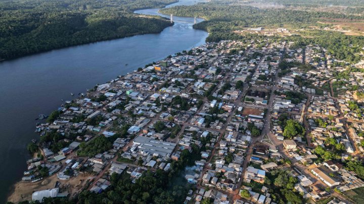 Oiapoque vive expectativa após descoberta de petróleo, mas efeitos da exploração preocupam
