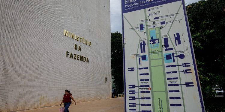 Orçamento de 2027 reflete descrédito fiscal do governo