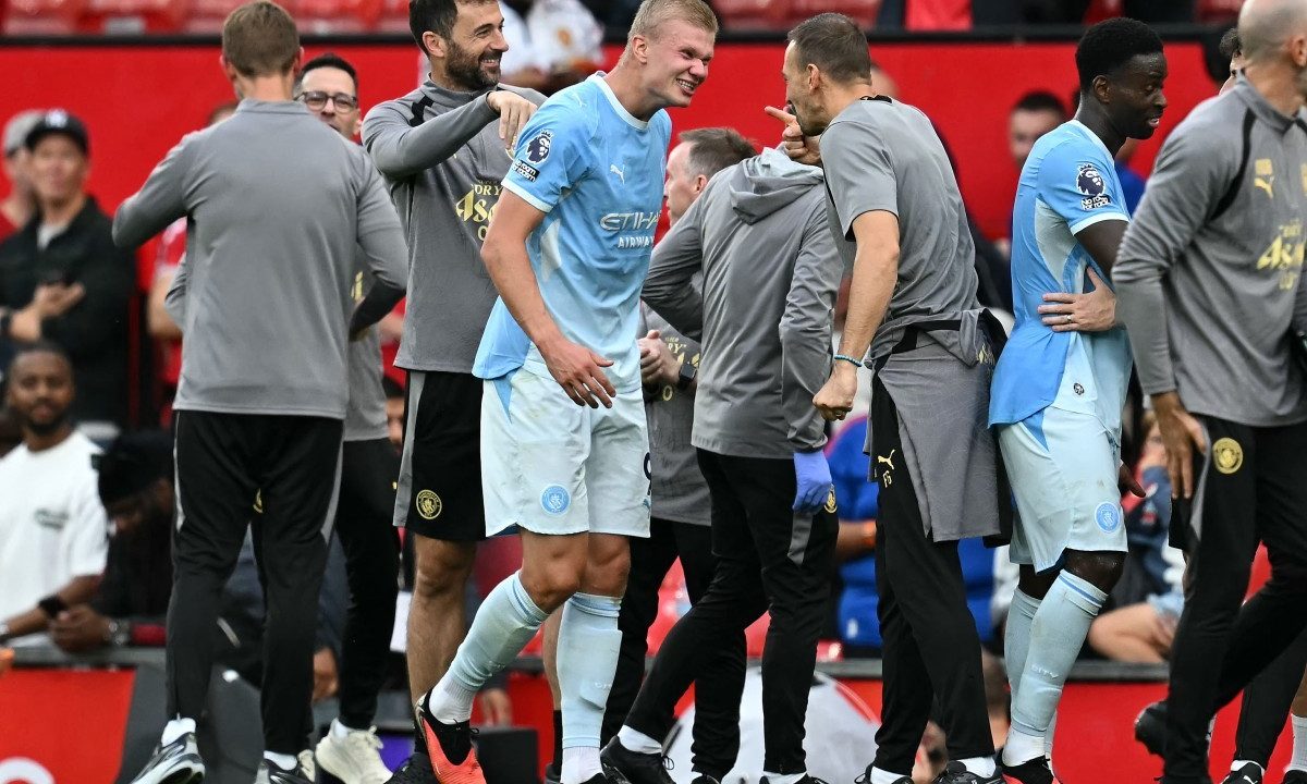 Órgão de arbitragem admite 'erro' no gol de Haaland que deu vitória ao City no clássico de Manchester