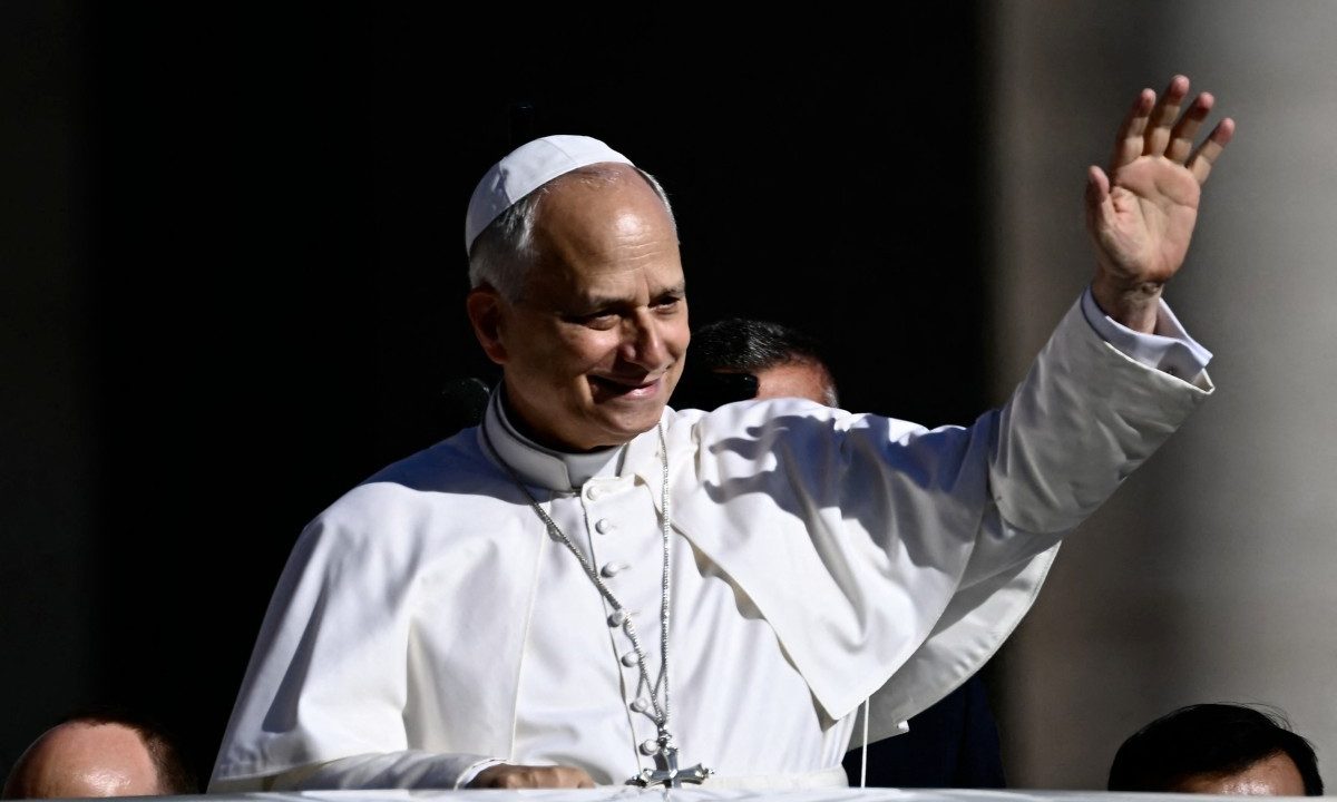 Papa Leão XIV visita França pela primeira vez com abusos, eutanásia, eleição e futuro da Europa na agenda