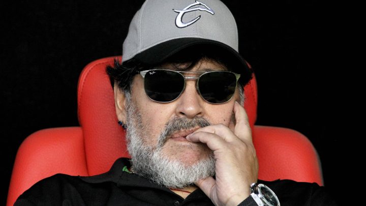 Perito diz em testemunho que Maradona teve morte súbita e suspeita de Covid-19 como causa